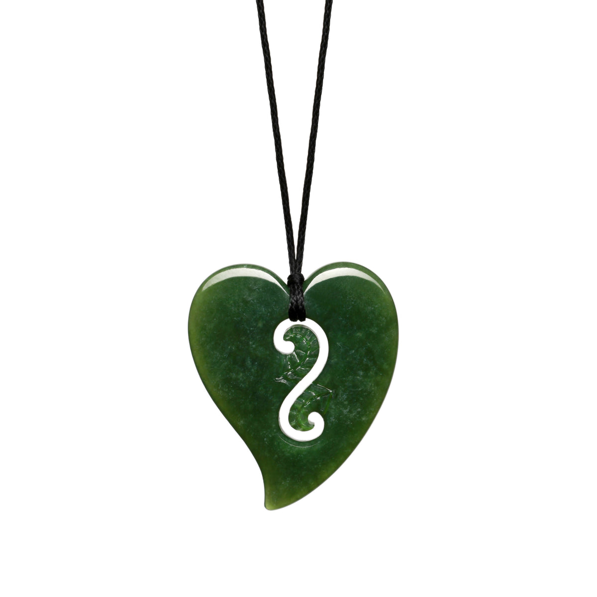 44mm x 39mm / New Zealand Pounamu // 3