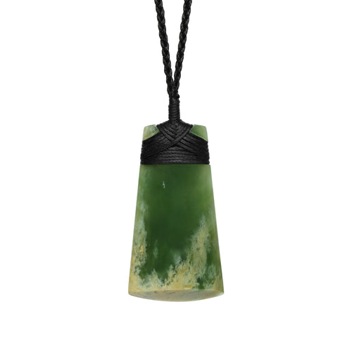 57mm x 31mm / New Zealand Pounamu // JATO328P-12