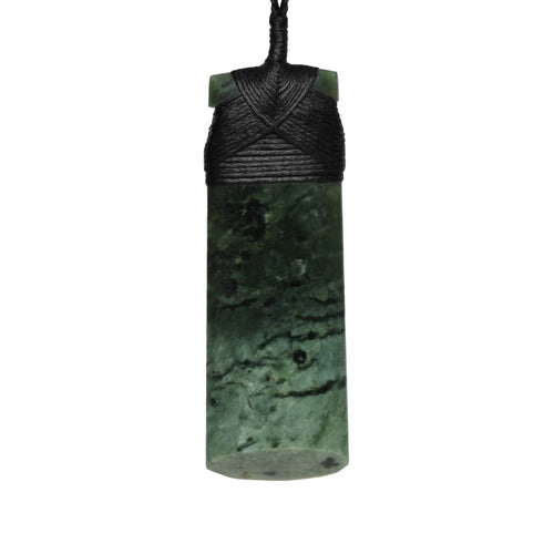 77mm x 26mm / New Zealand Pounamu // MJHTO228P-1