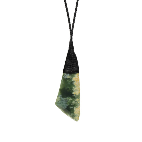 55mm x 19mm / New Zealand Pounamu // RMPD148P-11