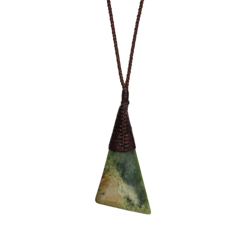 45mm x 25mm / New Zealand Pounamu // RMPD148P-2